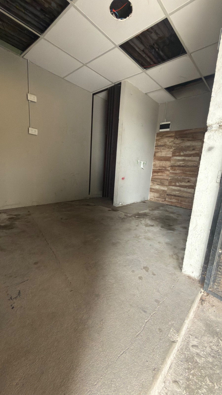 AMPLIO ESPACIO PARA ACTIVIDAD COMERCIAL EN ALQUILER — foto 10