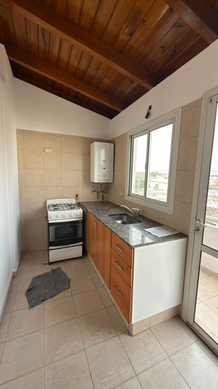 ALQUILER – DEPARTAMENTO 1 DORMITORIO - B° LOMAS DE SAN MARTIN — foto 3