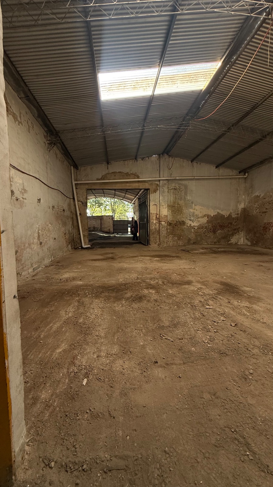 ALQUILER – Av. Cornelio Saavedra 171 | Galpón 300 m² — foto 3