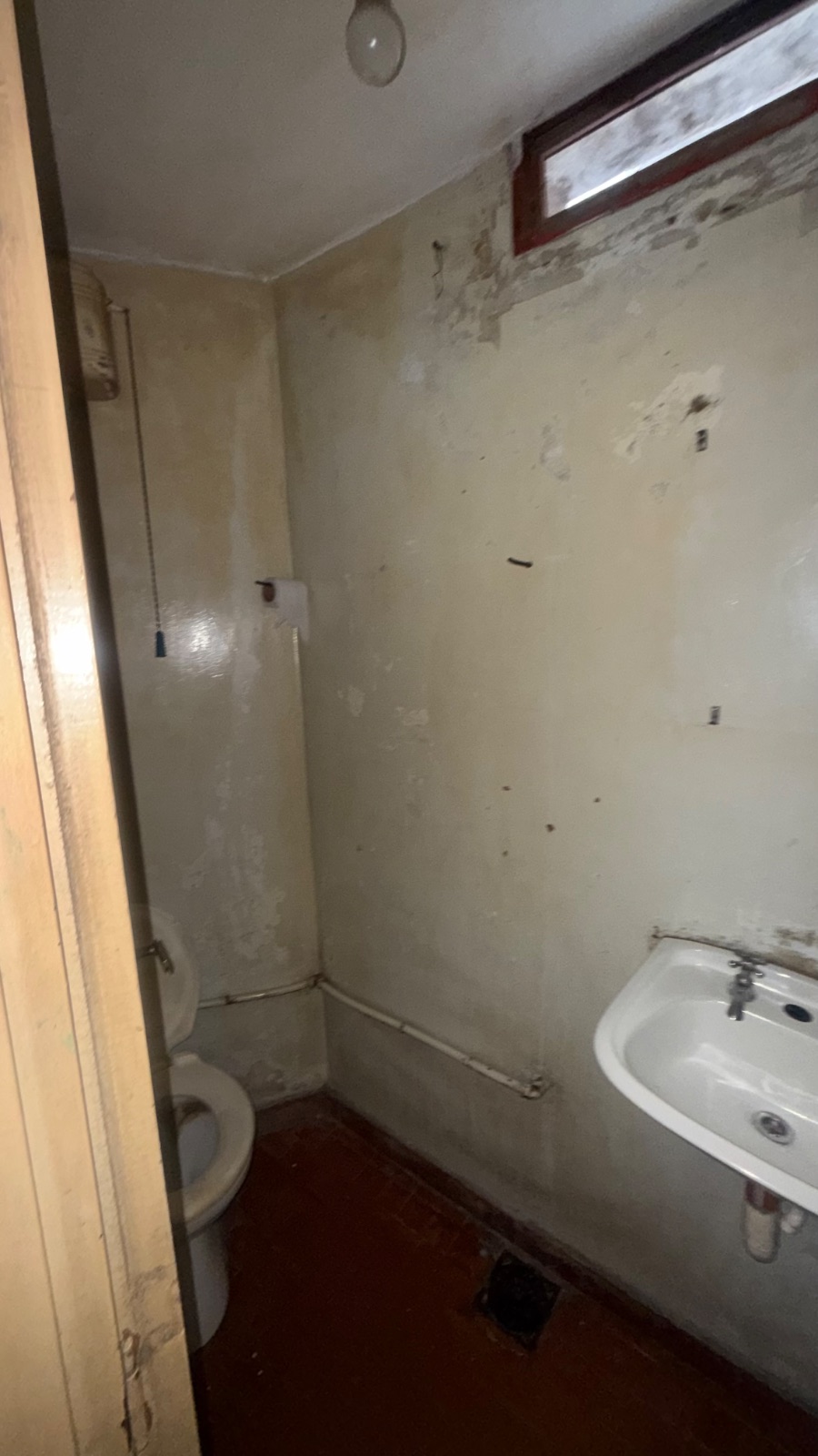 ALQUILER - LOCAL COMERCIAL - B° VILLA CABRERA — foto 5