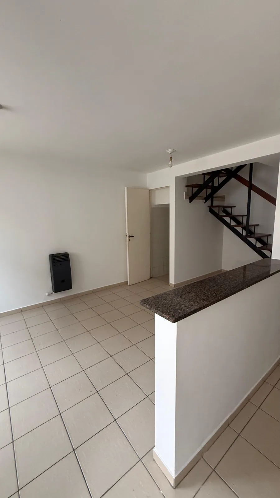 ALQUILER - DUPLEX 2 DORMITORIOS - B° LOMAS DE SAN MARTIN — foto 2