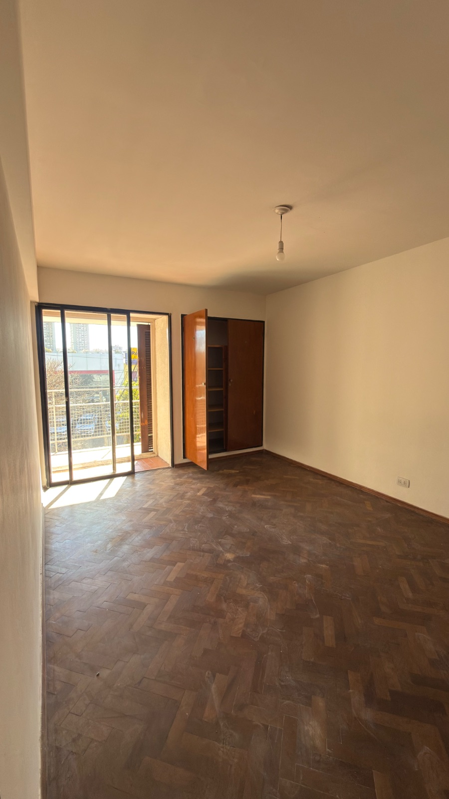 Departamento 4 dormitorios en Villa Cabrera — foto 8