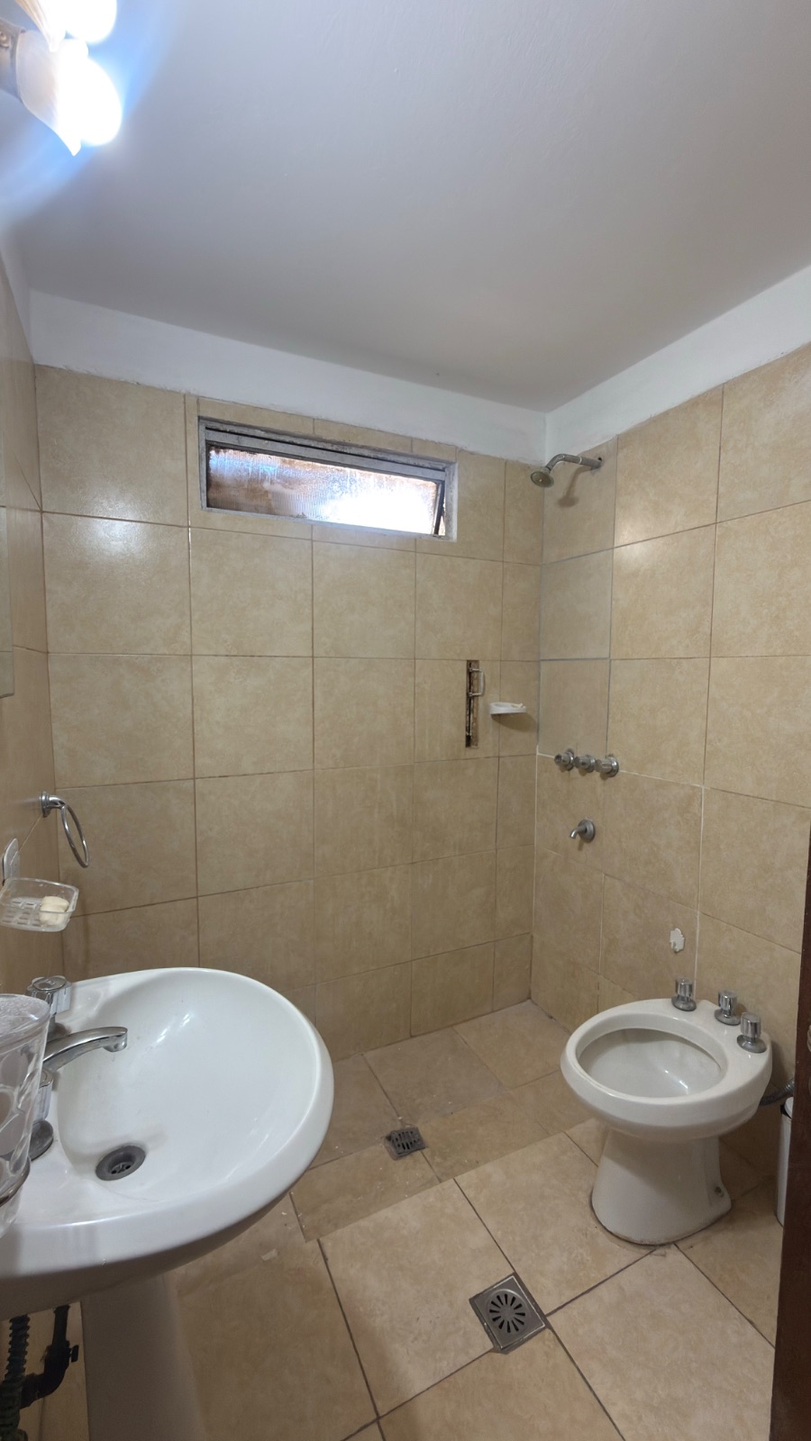 Departamento 4 dormitorios en Villa Cabrera — foto 4